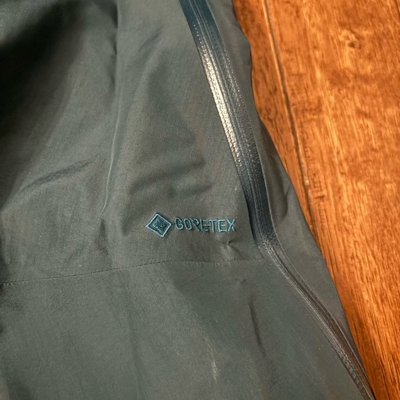 Arc'teryx Men's Teal Goretex pants size large - Picture 3 of 10